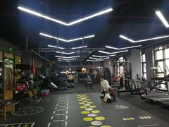 -豪思成DK健身私教连锁(凯乐国际店)