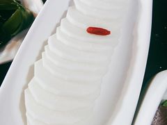 白萝卜片-锅说大脸毛肚重庆老火锅(佐阾店)