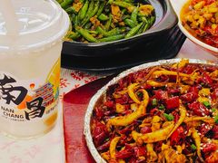 -堂瓦里·33年传统赣菜(第一街区店)