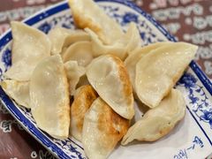 马蹄锅贴-长人馄饨铺(解放街店)