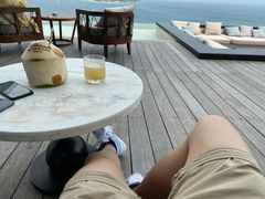 -瑰丽酒店·海吧·天际下午茶·现场DJ·天台酒吧