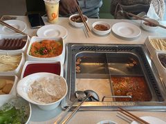 -海底捞火锅(盈石八一广场店)