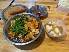 -柳州肥姨妈大骨螺蛳粉(东靖路店)