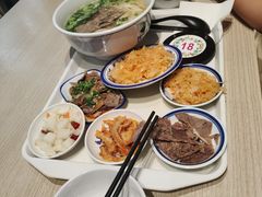 -陇兴楼(西安咸阳国际机场店)