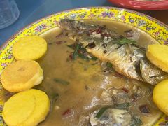 小鱼贴饼子-正亮农家院·海鲜本地菜