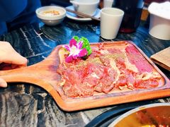 -热火朝天鲜切牛肉火锅(南强街巷店)