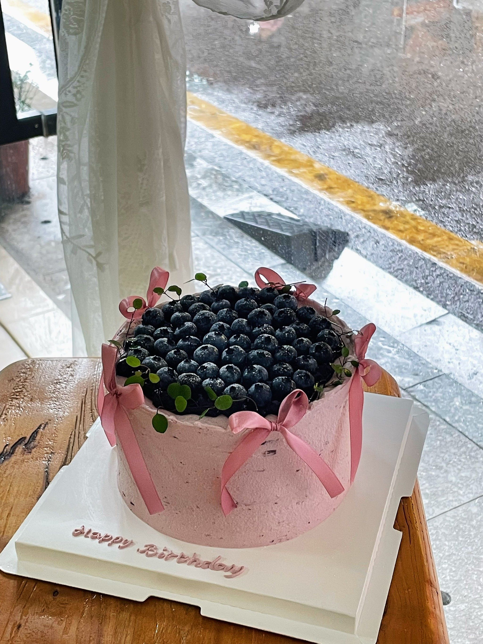 蓝莓特 调奶油蛋糕