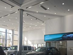 -天津波士信达奔驰4S店(卫津南路店)