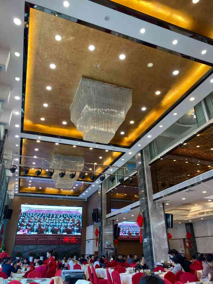 龙苑酒楼(龙华总店)-"在家附近的酒楼 11:30前埋单有折扣,.