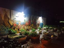 -梦田都市农场(银泰城店)