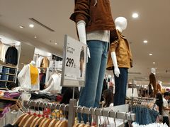 -优衣库(东莞东城万达广场店)