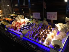 自助取餐区-广州花园酒店·凌璇阁旋转餐厅CAROUSEL360