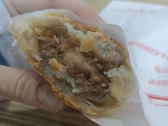 现烤鲜肉月饼-海曙西区老大房(孝闻街店)