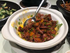 马仕金牌肥肠煲-马仕玖煲·融合菜·酥不腻烤鸭(人大店)