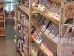 -名创优品(天津市河东万达广场店)