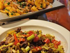 -魏铭鱼头捞饭(晋阳路店)