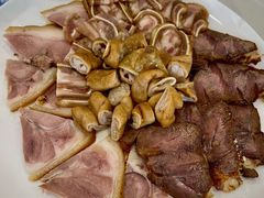 熏酱拼盘-东方饺子王(让胡路远望店)