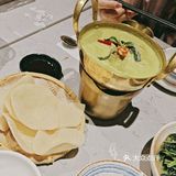 让人仿佛置身于泰国本土。这家餐厅的装修风格非常独特