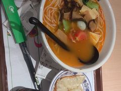 -蒙自源米线大王(东站店)