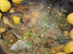 -山妹子铁锅炖
