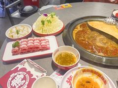 -生活如沸·顺德水牛奶火锅(大学路店)