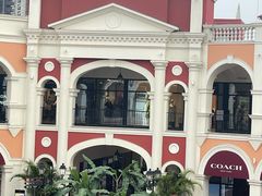 -佛罗伦萨小镇广佛名品奥特莱斯(疏港路店)