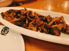 香草蒜香蘑菇-MR.ROCKY洛奇先生RESTAURANT&BAR(宝安壹方城店)