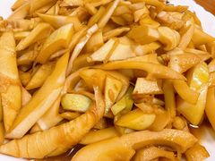 -竹乡人家大鱼头(南山竹海店)