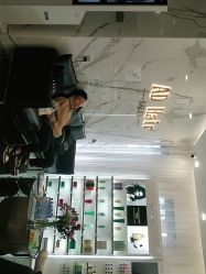 -愉己冥想·护发专门店