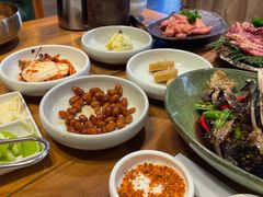 -草家酱蟹炭火烤肉店(珲春南路一店)