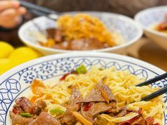 -李与白包子铺(桐梓林店)