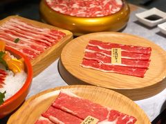 M8和牛-一绪に寿喜烧自助(世茂广场店)