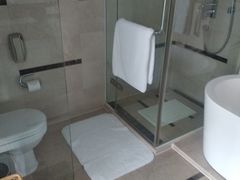 -青岛海尔洲际酒店