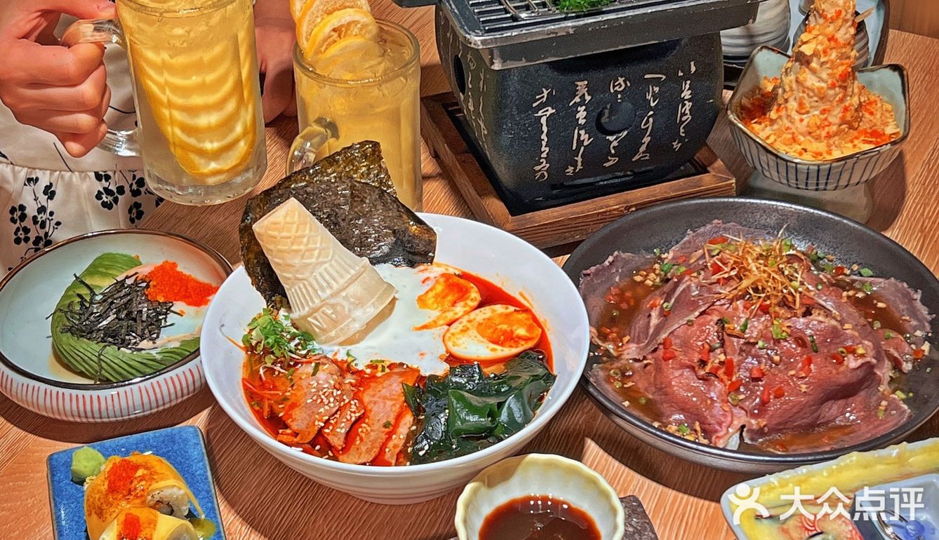 漫画里的居酒屋在体育西也能遇到啦[加油]