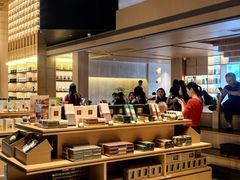 -奈雪茶院·茶室茶馆(广州粤海天地店)