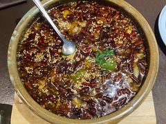 石锅麻辣牛蛙-有璟阁港式餐厅(国贸商城店)