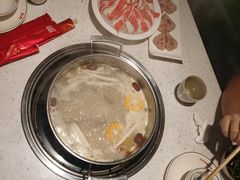 -三人行骨头王火锅(长寿店)