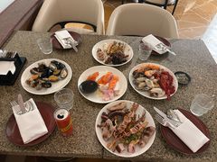 -怡咖啡海鲜自助餐厅(浦东香格里拉店)