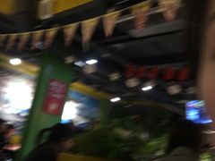 -钢管厂五区小郡肝串串香(奥克斯广场锦城万达店)