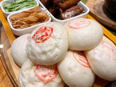 土馒头配大块肉-7017浙菜•建德味(市心北路店)