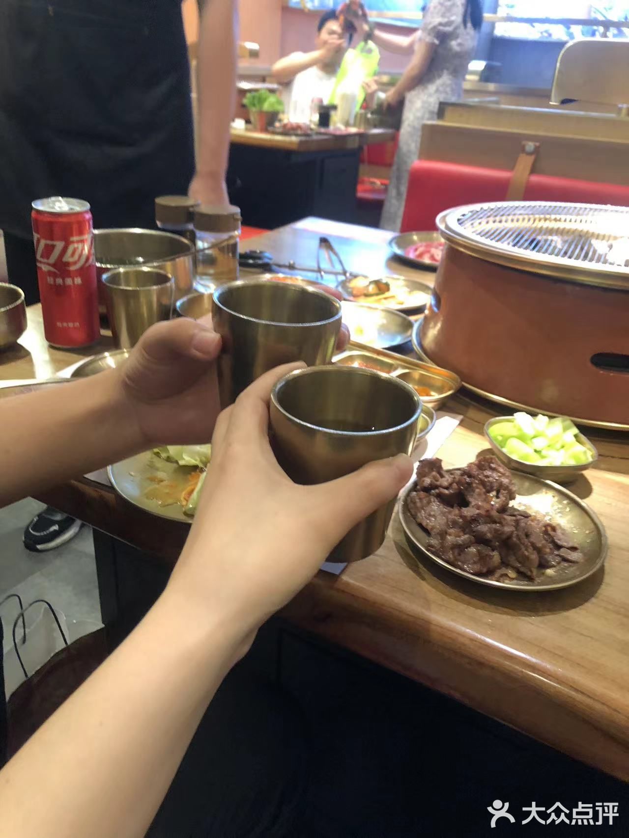 今天去了西塔老太太吃烤肉,环境非常好,服务也非常到位