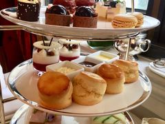 双人红丝绒下午茶-Salon de Ville浦江汇(上海外滩华尔道夫酒店店)