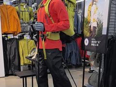 -迪卡侬(大英山店)
