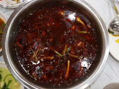 -乡土特色.冷锅鱼.牦牛肉汤锅