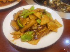 地三鲜-象牙山铁锅炖(汇东郦城店)