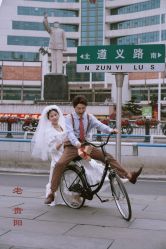 -芭莎视觉婚纱摄影(花溪店)