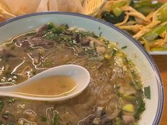 -刘记羊汤·烧饼夹肘子