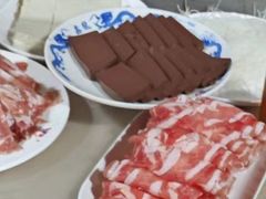 -鑫龙火锅城(环山路店)