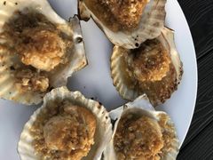 烤扇贝-丹世红酒庄·烧烤·团建·婚礼·水上运动