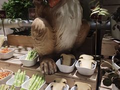 -雍和会海鲜姿造自助(湖东路店)